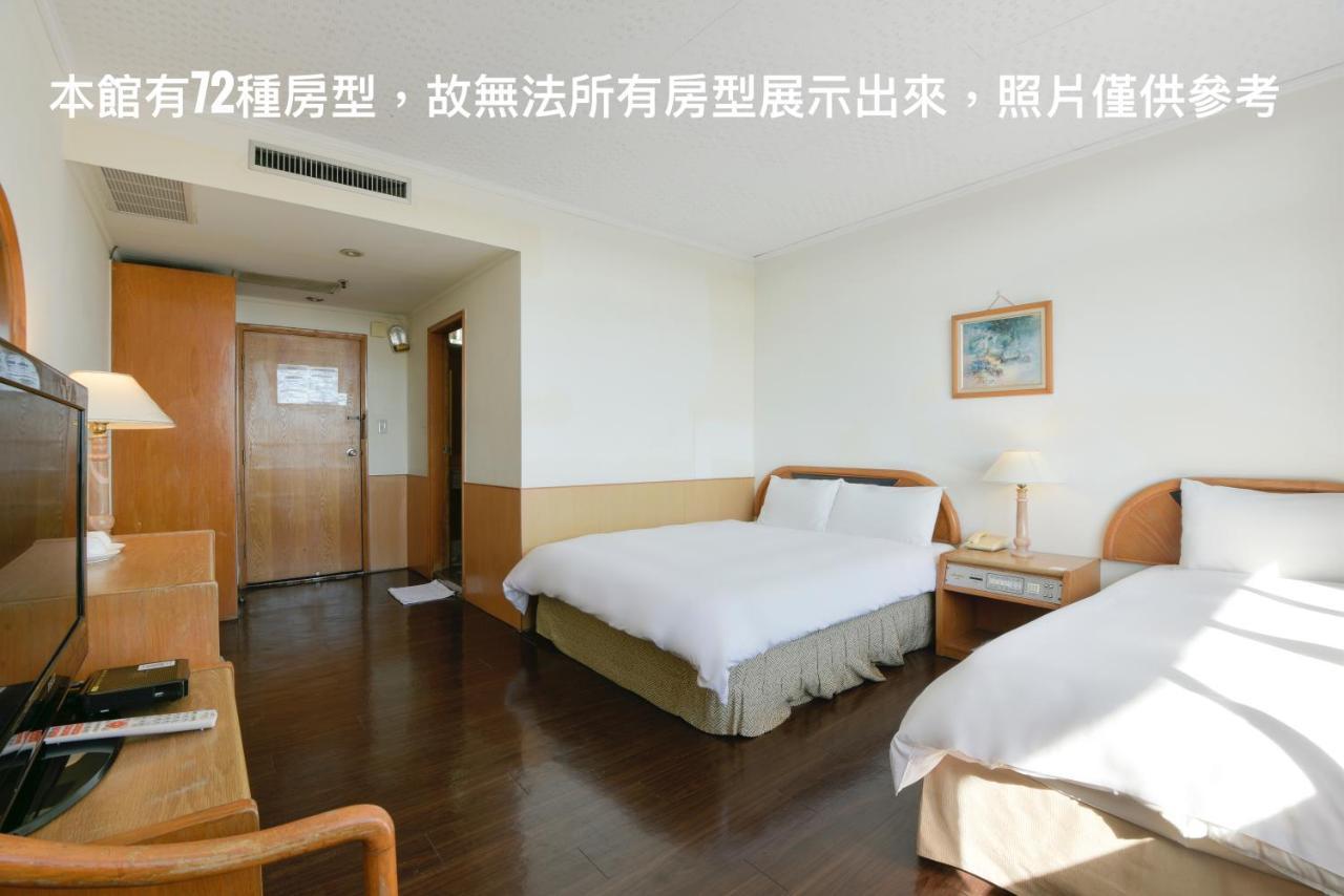 Back Home Hotel Chiayi Buitenkant foto