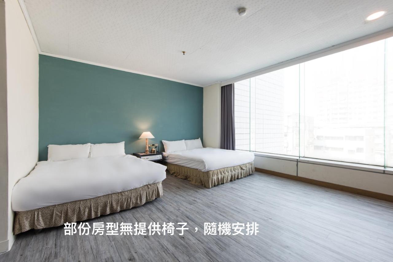 Back Home Hotel Chiayi Buitenkant foto